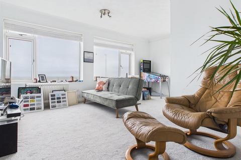 1 bedroom flat to rent, Kingsway, Hove
