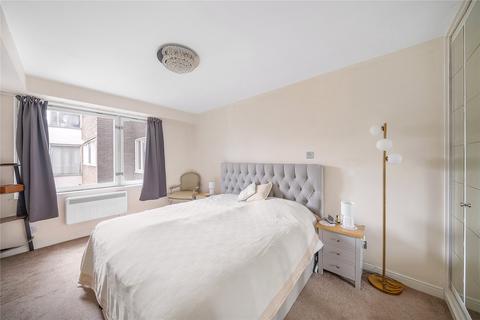 1 bedroom flat for sale, Southwick Street, London, W2