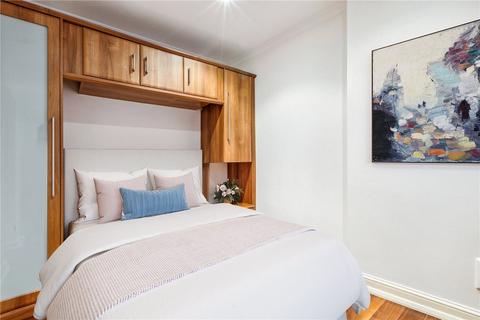 3 bedroom flat for sale, Clanricarde Gardens, Notting Hill, W2