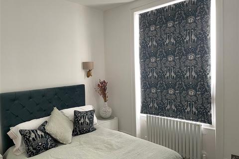 1 bedroom flat for sale, Inverness Terrace, Bayswater, London, W2