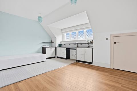 3 bedroom apartment for sale, Merry Hill Road, Hertfordshire WD23