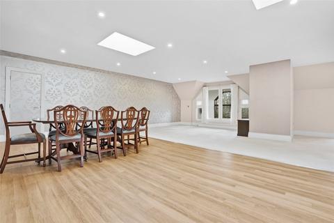 3 bedroom apartment for sale, Merry Hill Road, Hertfordshire WD23