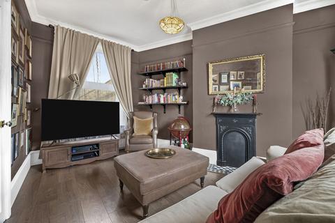 1 bedroom flat for sale, Meeting House Lane, London, SE15