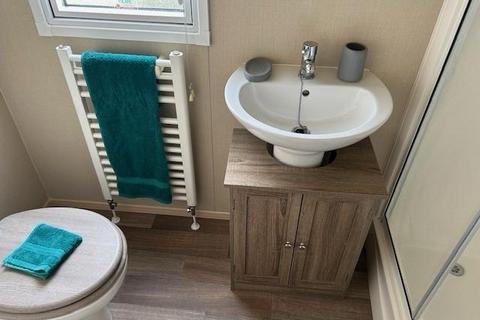 undefined, Stanford Bishop WR6