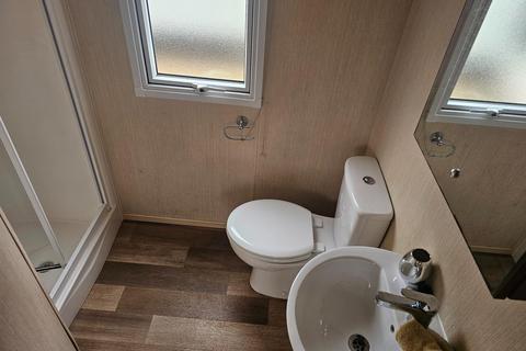 undefined, Stanford Bishop WR6