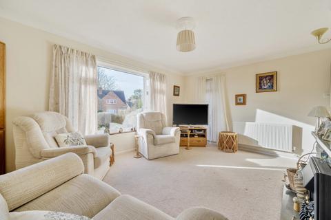 2 bedroom bungalow for sale, Battery Hill, Winchester, Hampshire, SO22