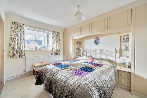 2 bedroom bungalow for sale, Battery Hill, Winchester, Hampshire, SO22