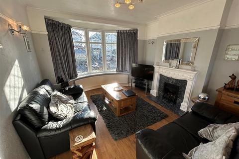 undefined, Middleton Avenue, London