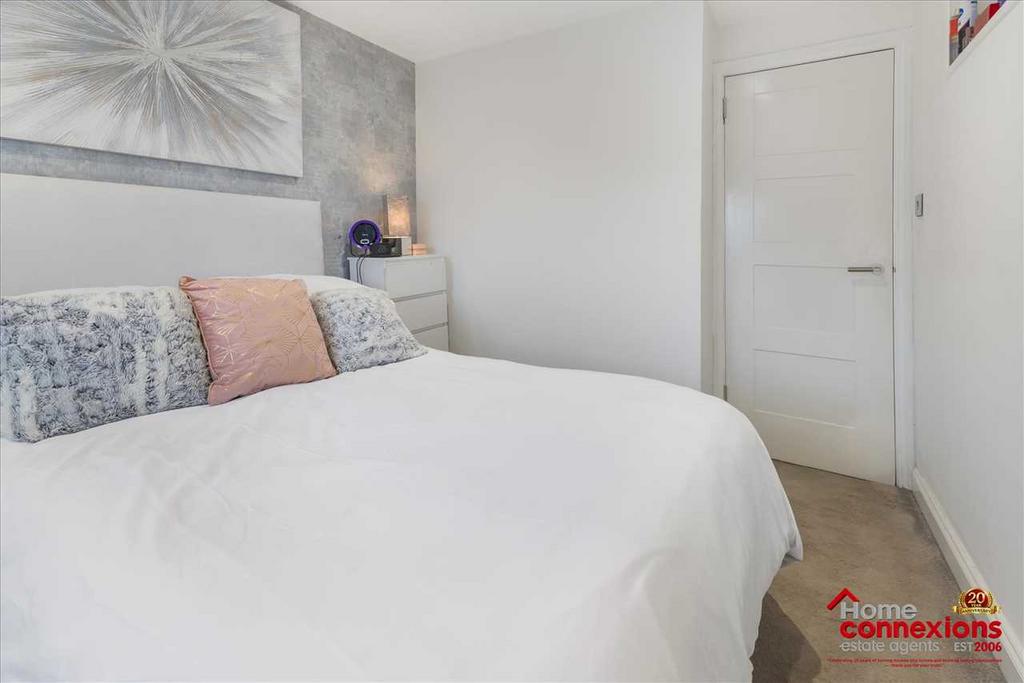 Bedroom One (2)