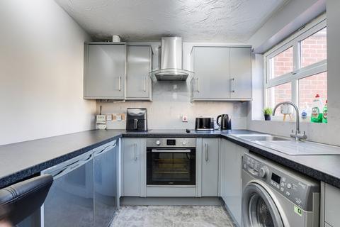 4 bedroom terraced house for sale, Voce Gardens, Nottingham NG15