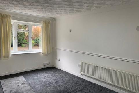 3 bedroom terraced house to rent, Biddisham Close, Nailsea, Bristol, Somerset, BS48