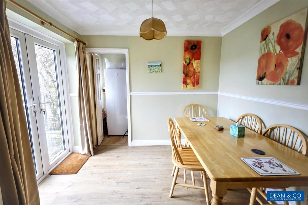 Breakfast room