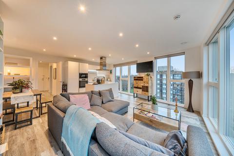 2 bedroom apartment for sale, Scena Way, London