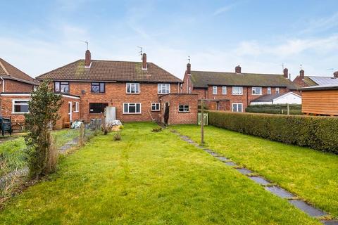 3 bedroom semi-detached house for sale, Chestnut Avenue, Spalding