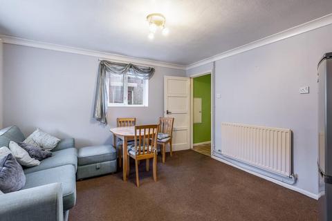 3 bedroom semi-detached house for sale, Chestnut Avenue, Spalding