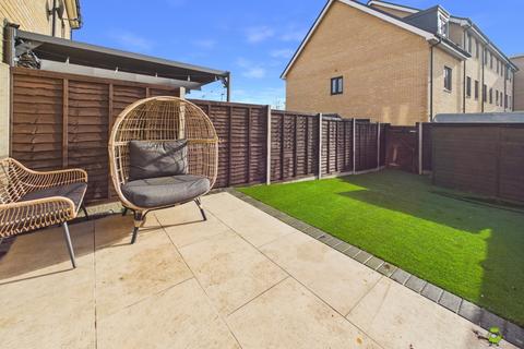 undefined, Fairlawn Crescent, Greenhithe, Kent, DA9