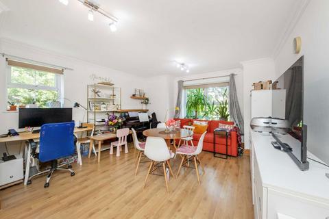 undefined, Skerne Walk, Kingston Upon Thames KT2