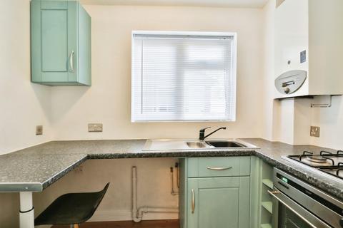 1 bedroom flat for sale, Southbrook Close, Poole, BH17