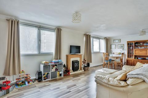 2 bedroom flat for sale, Downland Place, Adastral Road, Poole, Dorset, BH17
