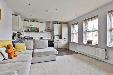 2 bedroom flat for sale, Bournemouth Road, Poole, Dorset, BH14