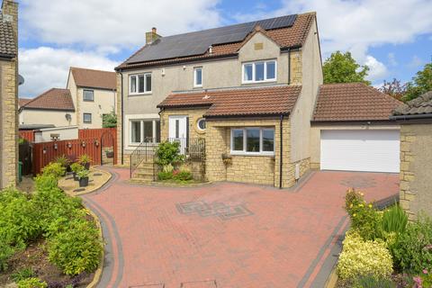 undefined, 7 Springwood, Dunfermline, KY11 8TT