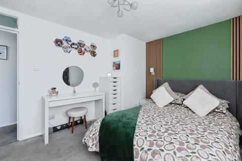 2 bedroom flat for sale, Gibson Road, POOLE, Dorset, BH17