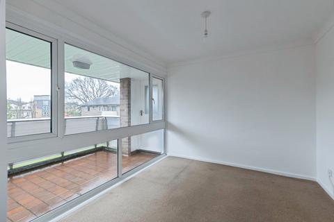 4 bedroom flat for sale, Wimborne Road, Poole, Dorset, BH15