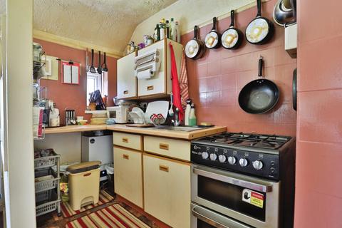 2 bedroom maisonette for sale, Edward Road, Christchurch, Dorset, BH23