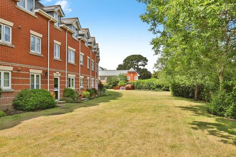 1 bedroom flat for sale, Regency Crescent, CHRISTCHURCH, Dorset, BH23