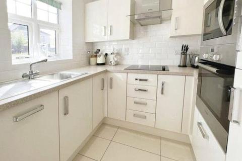 1 bedroom flat for sale, Tuckton Road, Bournemouth, Dorset, BH6