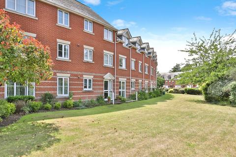2 bedroom flat for sale, Regency Crescent, Christchurch, Dorset, BH23