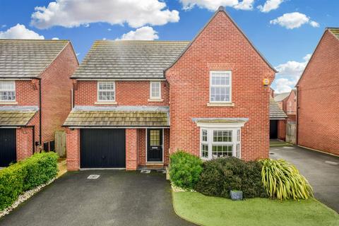 3 bedroom detached house for sale, Simcoe Close, Earls Barton, Northampton