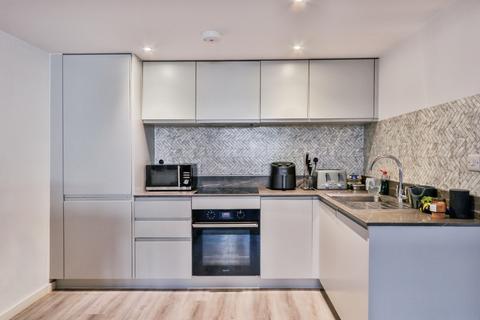 3 bedroom flat for sale, Richmond Park Avenue, QUEENS PARK, Bournemouth, Dorset, BH8
