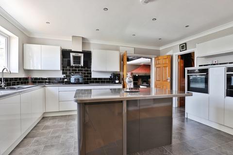 5 bedroom detached house for sale, Ridgeway, WEST PARLEY, Ferndown, Dorset, BH22