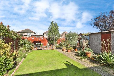 3 bedroom detached house for sale, Hood Crescent, WALLISDOWN, Bournemouth, Dorset, BH10