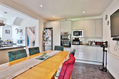 3 bedroom detached house for sale, Hood Crescent, WALLISDOWN, Bournemouth, Dorset, BH10