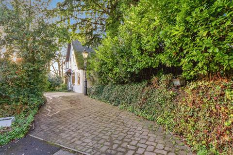 3 bedroom detached house for sale, Wood Lane, BEARWOOD, Bournemouth, Dorset, BH11