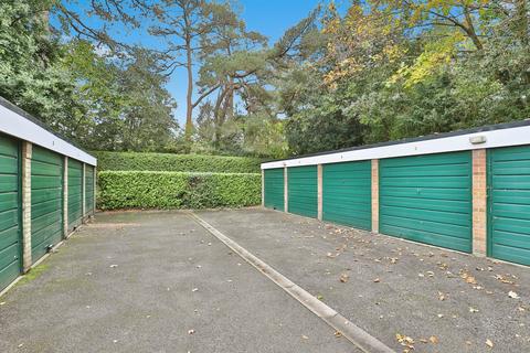 2 bedroom flat for sale, Wellington Road, DEAN PARK, Bournemouth, Dorset, BH8