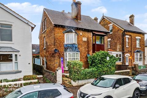 3 bedroom semi-detached house for sale, Lower Fant Road, Maidstone
