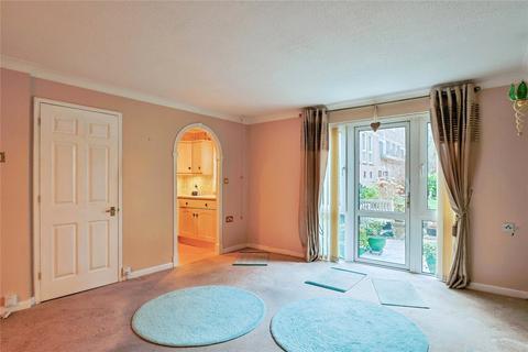 1 bedroom flat for sale, Queens Park West Drive, QUEENS PARK, Bournemouth, Dorset, BH8