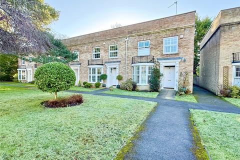 Oakwood Road, Christchurch BH23