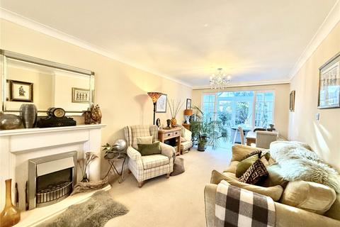 3 bedroom end of terrace house for sale, Oakwood Road, Christchurch BH23