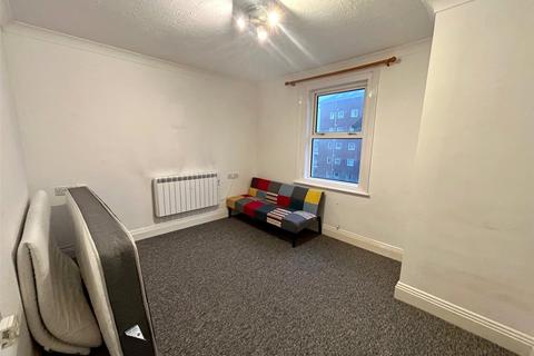 2 bedroom flat for sale, Christchurch Road, Bournemouth, Dorset, BH1