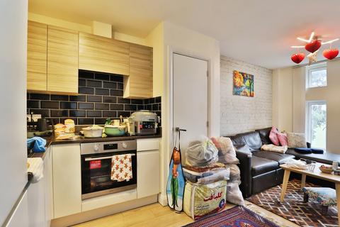 1 bedroom flat for sale, Ashley Road, Bournemouth, Dorset, BH1