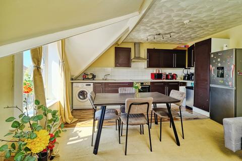 1 bedroom flat for sale, Windsor Road, Bournemouth, Dorset, BH5