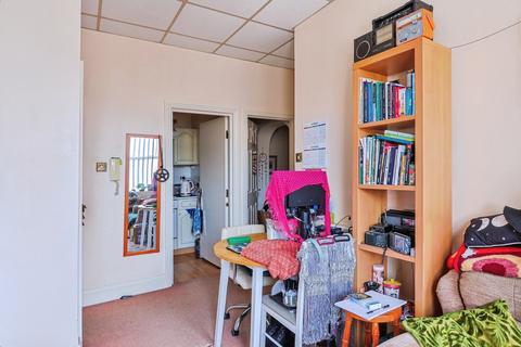 1 bedroom flat for sale, Christchurch Road, Bournemouth, Dorset, BH1