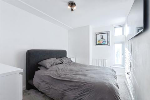 2 bedroom flat for sale, Ashley Road, Bournemouth, Dorset, BH1