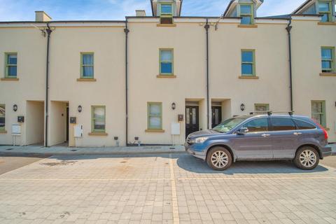 3 bedroom terraced house for sale, Chiswell, Portland, Dorset, DT5