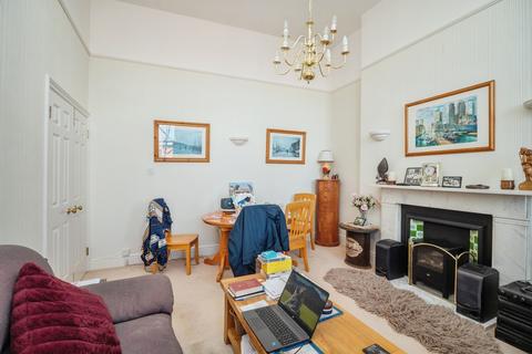 2 bedroom flat for sale, The Esplanade, Weymouth, Dorset, DT4