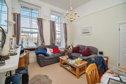 2 bedroom flat for sale, The Esplanade, Weymouth, Dorset, DT4